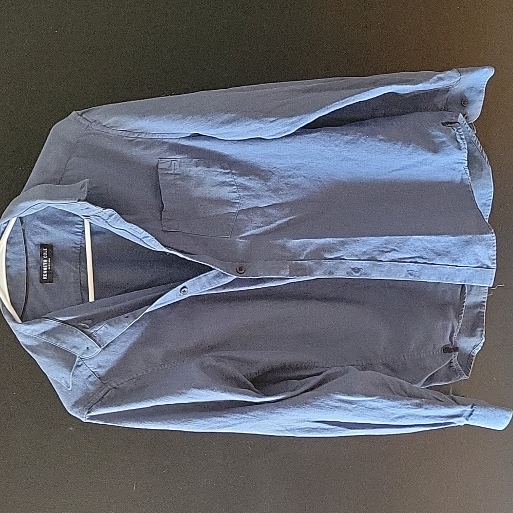 Kenneth Cole Button up
